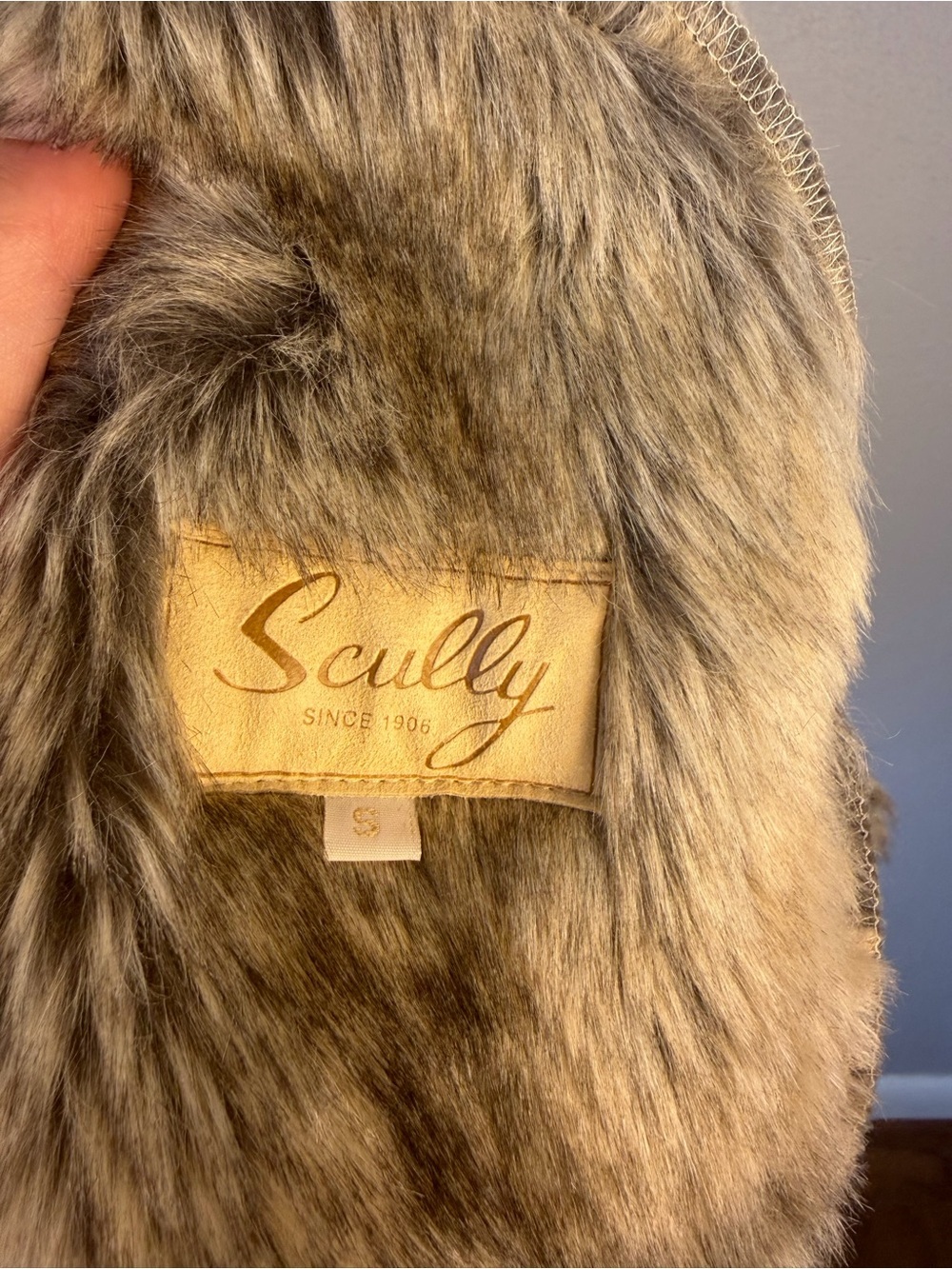 Scully Faux Suede Faux Fur Lined Western Toggle Vest Tan Small - Picture 3 of 8